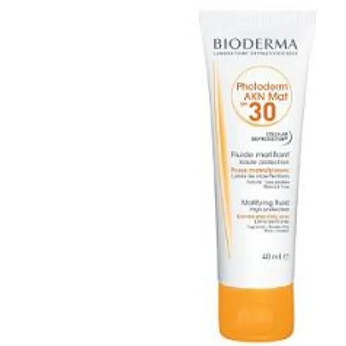 Bioderma Photoderm AKN Mat SPF 30 Fluido Solare Viso Pelle Grassa 40 ml