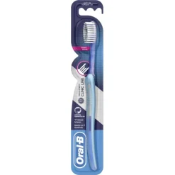 Oral-B Ortho Brush Spazzolino Ortodontico con Setole a V