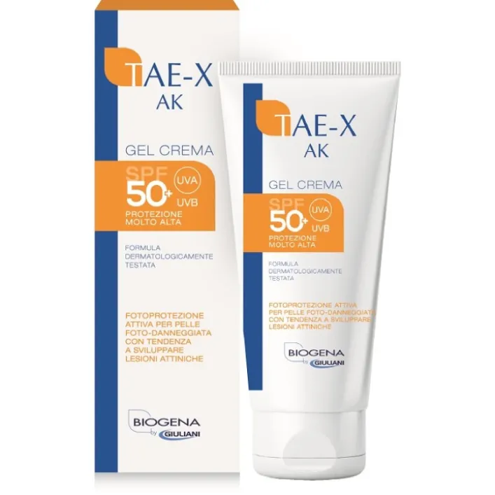 TAE-X AK Crema Solare Viso Trattamento Macchie SPF 50+ Protezione Molto Alta 50 ml